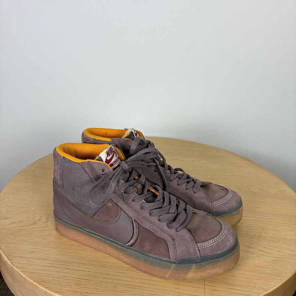 Nike‎ SB Zoom Blazer Mid PRM Plus Plum Eclipse Gum Men's 8 Sporty Athletic Retro